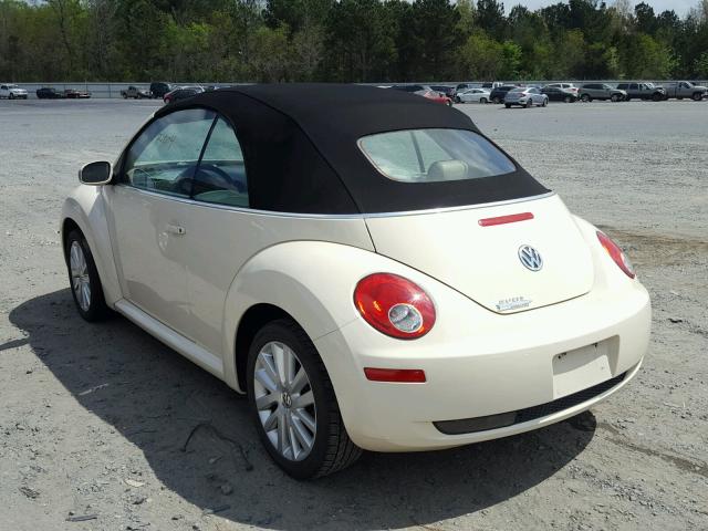 3VWRF31Y18M412249 - 2008 VOLKSWAGEN NEW BEETLE 米色 照片 3
