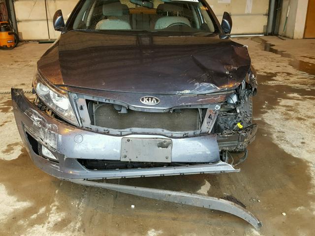 KNAGM4A78F5615605 - 2015 KIA OPTIMA LX BLUE photo 7