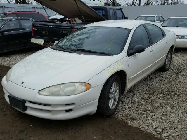 2B3HD46R33H531151 - 2003 DODGE INTREPID S WHITE photo 2