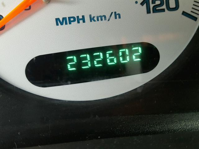 2B3HD46R33H531151 - 2003 DODGE INTREPID S WHITE photo 8