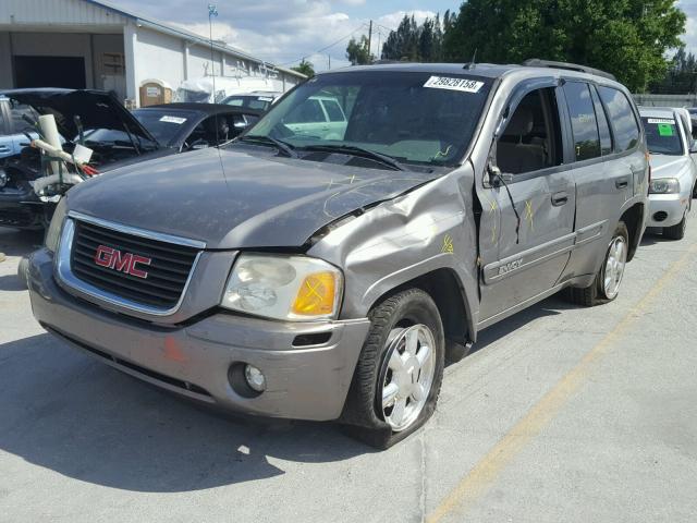 1GKDS13S052283613 - 2005 GMC ENVOY GRAY photo 2