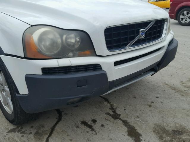 YV1CY592051195715 - 2005 VOLVO XC90 WHITE photo 9