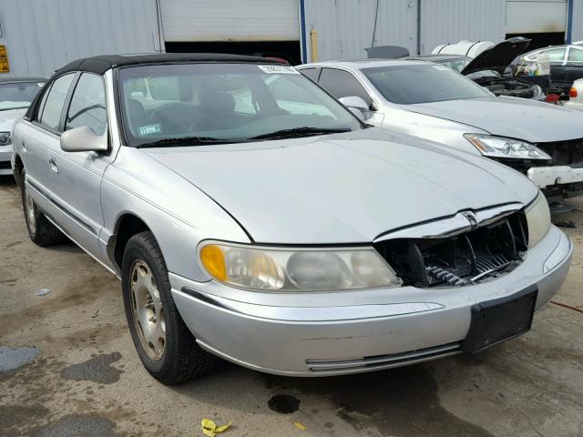 1LNFM97V1WY636937 - 1998 LINCOLN CONTINENTA SILVER photo 1