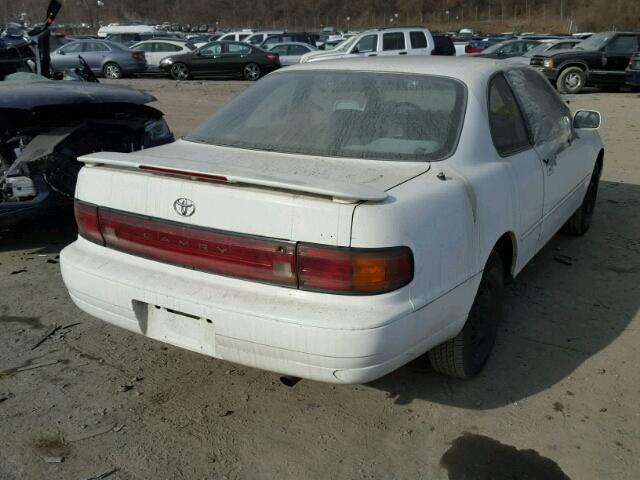 4T1SK12CXRU390932 - 1994 TOYOTA CAMRY LE WHITE photo 4