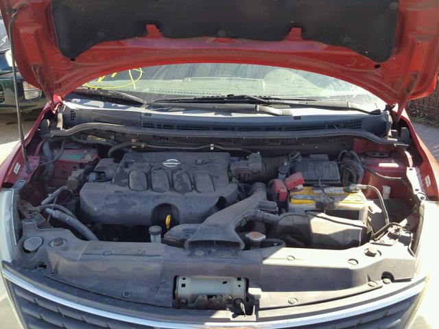 3N1BC13E97L353964 - 2007 NISSAN VERSA S RED photo 7