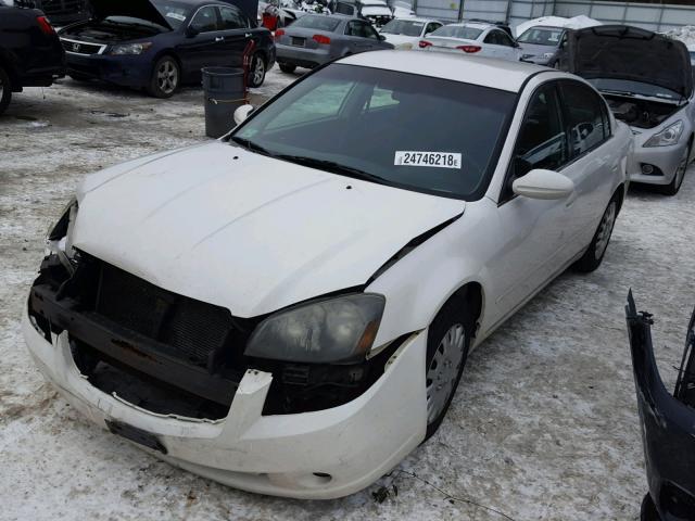 1N4AL11D65C350344 - 2005 NISSAN ALTIMA S WHITE photo 2