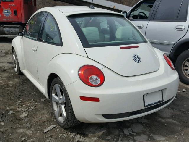 3VWFG31C08M511035 - 2008 VOLKSWAGEN NEW BEETLE 白色 照片 3
