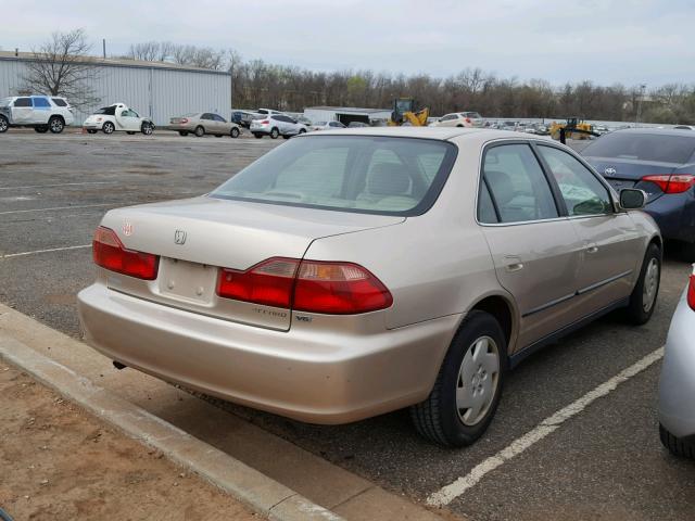 1HGCG164XYA040666 - 2000 HONDA ACCORD LX BEIGE photo 4