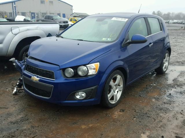 1G1JE6SB2C4186797 - 2012 CHEVROLET SONIC LTZ BLUE photo 2