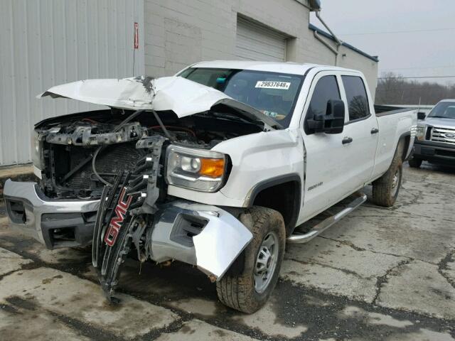 1GT12XE86FF163571 - 2015 GMC SIERRA K25 WHITE photo 2