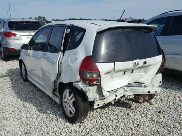 JHMGD38667S028038 - 2007 HONDA FIT S WHITE photo 3