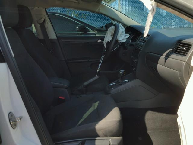 3VW2K7AJ4FM414078 - 2015 VOLKSWAGEN JETTA BASE 白色 照片 5