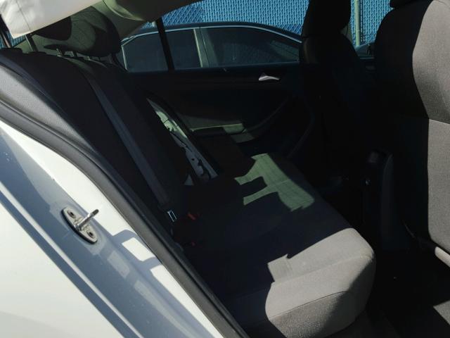 3VW2K7AJ4FM414078 - 2015 VOLKSWAGEN JETTA BASE 白色 照片 6
