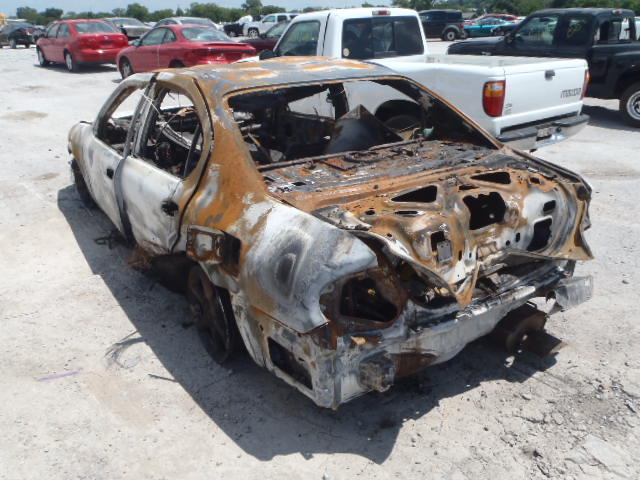 JN1CA31DX1T832798 - 2001 NISSAN MAXIMA GXE BURN photo 3