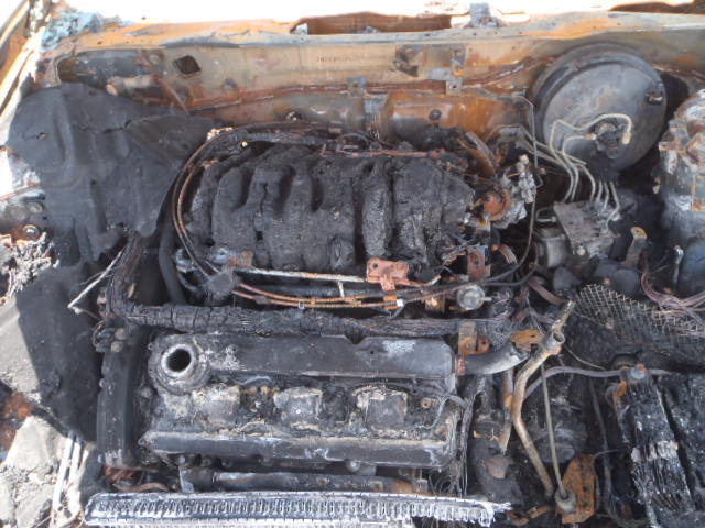 JN1CA31DX1T832798 - 2001 NISSAN MAXIMA GXE BURN photo 7