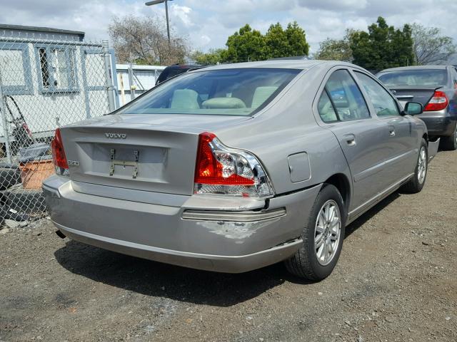 YV1RS640152468839 - 2005 VOLVO S60 GOLD photo 4
