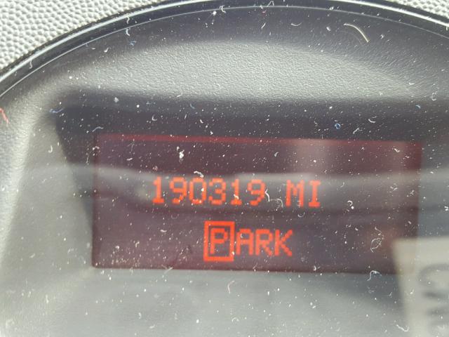 2G2WP552471149673 - 2007 PONTIAC GRAND PRIX GRAY photo 8