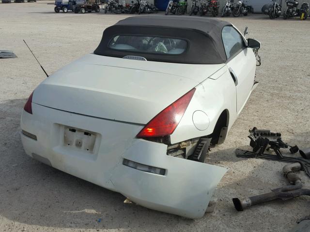 JN1AZ36A64T002919 - 2004 NISSAN 350Z ROADS WHITE photo 4