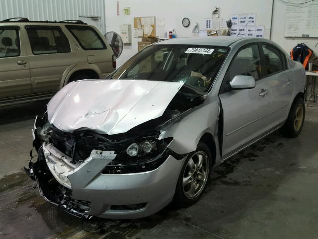 JM1BK32F481142993 - 2008 MAZDA 3 I SILVER photo 2