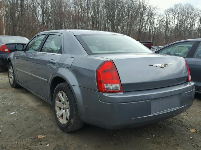 2C3LA43R57H608067 - 2007 CHRYSLER 300 GRAY photo 3