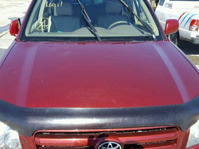 JTEEP21A150115424 - 2005 TOYOTA HIGHLANDER RED photo 9