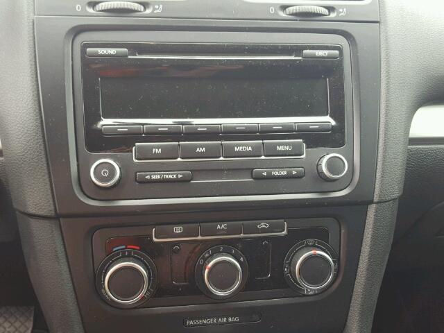 WVWDB7AJXDW137056 - 2013 VOLKSWAGEN GOLF 黑色 照片 9