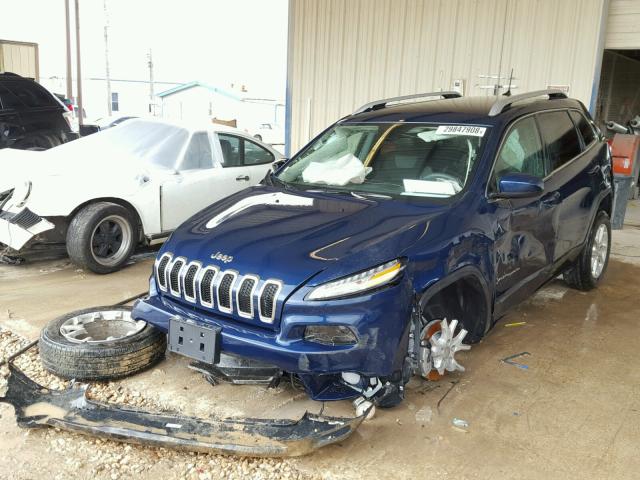 1C4PJLCB1JD587443 - 2018 JEEP CHEROKEE L BLUE photo 2