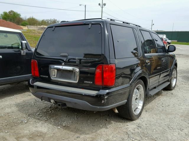 5LMPU28LXWLJ39288 - 1998 LINCOLN NAVIGATOR 黑色 照片 4