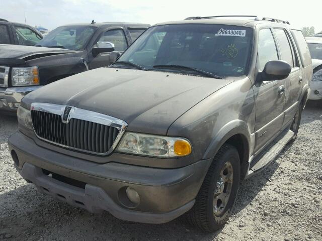 5LMEU27R91LJ23217 - 2001 LINCOLN NAVIGATOR GRAY photo 2