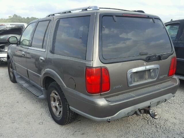 5LMEU27R91LJ23217 - 2001 LINCOLN NAVIGATOR GRAY photo 3