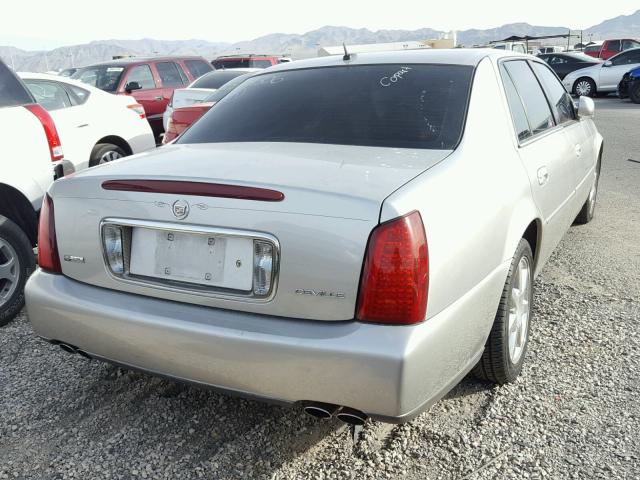 1G6KD54Y95U181306 - 2005 CADILLAC DEVILLE GRAY photo 4