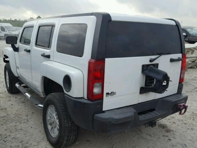 5GTDN136X68100599 - 2006 HUMMER H3 WHITE photo 3