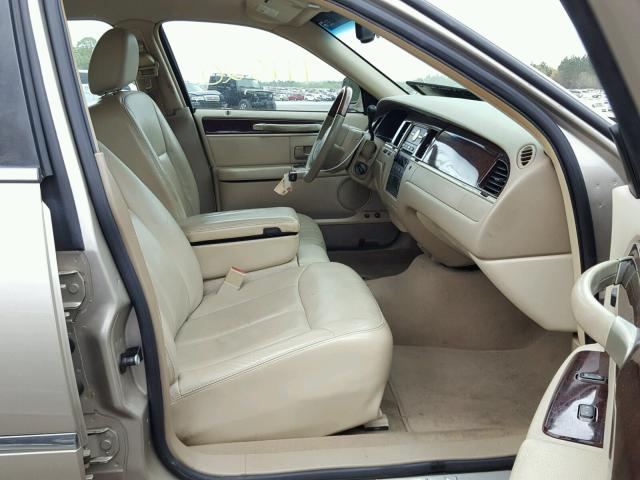 1LNHM82V87Y617541 - 2007 LINCOLN TOWN CAR S BEIGE photo 5