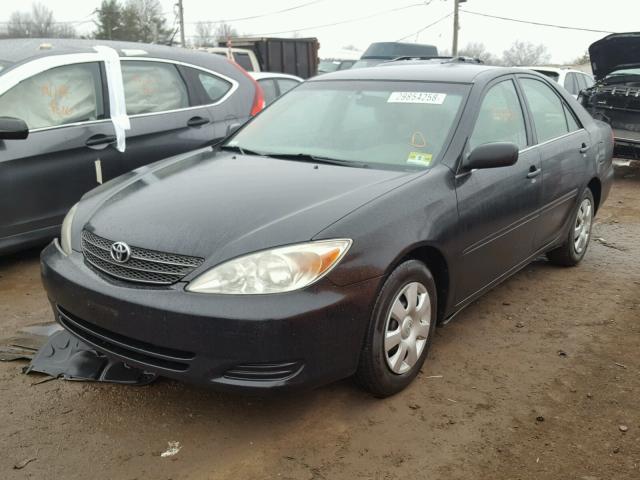 4T1BE32K04U322982 - 2004 TOYOTA CAMRY LE BLACK photo 2