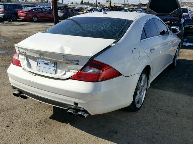 WDDDJ77X97A093590 - 2007 MERCEDES-BENZ CLS 63 AMG WHITE photo 4