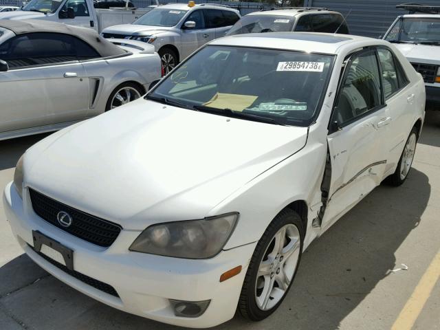 JTHBD182510032256 - 2001 LEXUS IS 300 WHITE photo 2