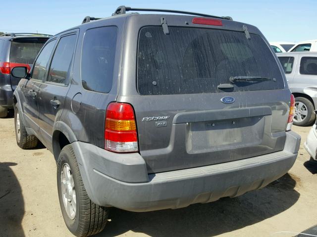 1FMYU03182KC49161 - 2002 FORD ESCAPE XLT GRAY photo 3