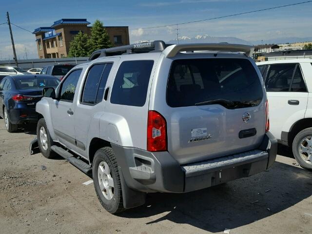 5N1AN08UX6C560916 - 2006 NISSAN XTERRA SILVER photo 3