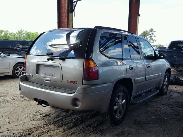 1GKDT13S322280438 - 2002 GMC ENVOY SILVER photo 4