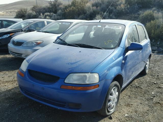 KL1TG62605B310178 - 2005 CHEVROLET AVEO LT BLUE photo 2