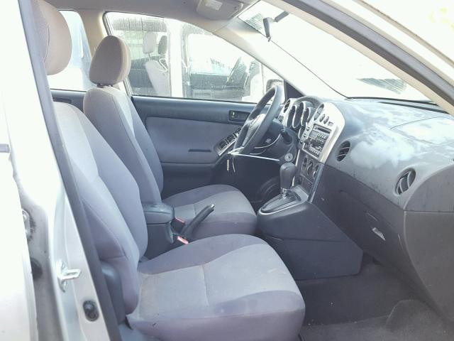 2T1KR32E23C061286 - 2003 TOYOTA MATRIX 银色 照片 5