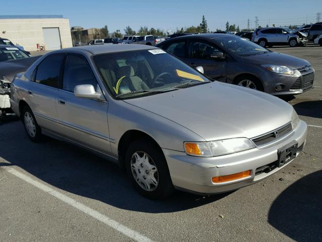 1HGCD5685TA098275 - 1996 HONDA ACCORD DX GOLD photo 1