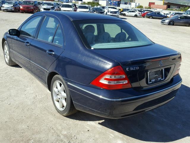 WDBRF64J51F112107 - 2001 MERCEDES-BENZ C320 BLUE photo 3