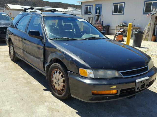 1HGCE1898TA005082 - 1996 HONDA ACCORD EX BLACK photo 1