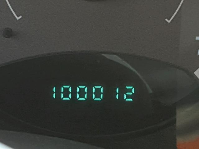 1J4GL38K15W671432 - 2005 JEEP LIBERTY RE GREEN photo 8