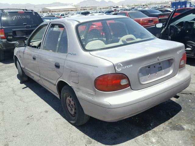 KMHVF24N0VU370656 - 1997 HYUNDAI ACCENT GL TAN photo 3