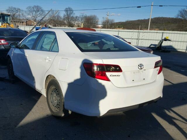 4T1BF1FK8DU216808 - 2013 TOYOTA CAMRY L/SE WHITE photo 3