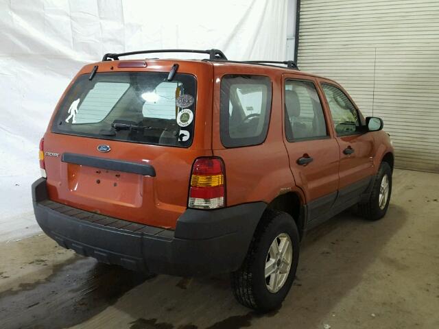 1FMCU92Z87KA59468 - 2007 FORD ESCAPE XLS ORANGE photo 4