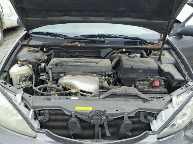 4T1BE32K65U521567 - 2005 TOYOTA CAMRY LE GRAY photo 7