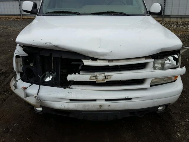 1GNEK13T95R126282 - 2005 CHEVROLET TAHOE K150 WHITE photo 7